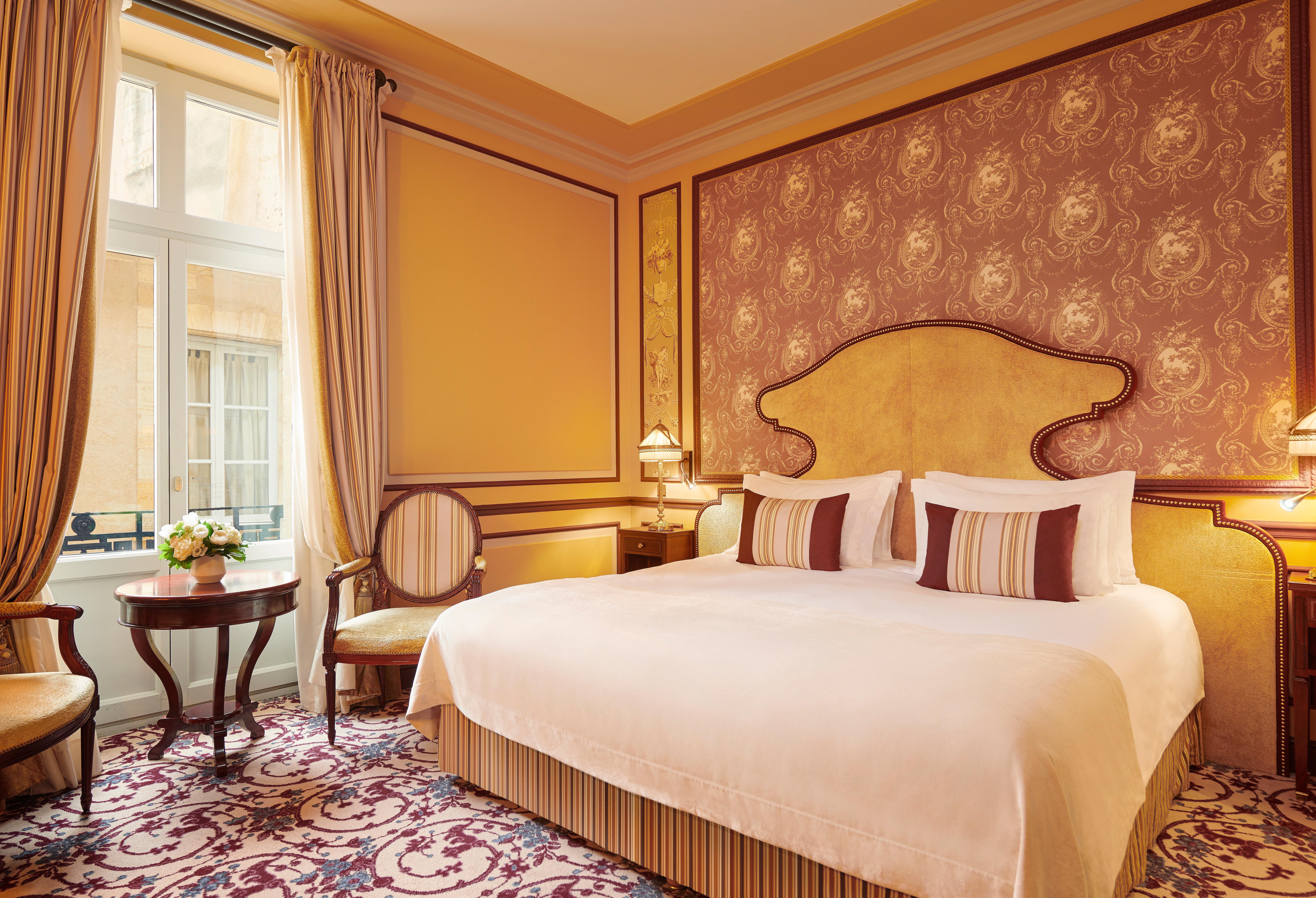 Intercontinental Bordeaux Le Grand Hotel By Ihg Exteriér fotografie A room at the hotel