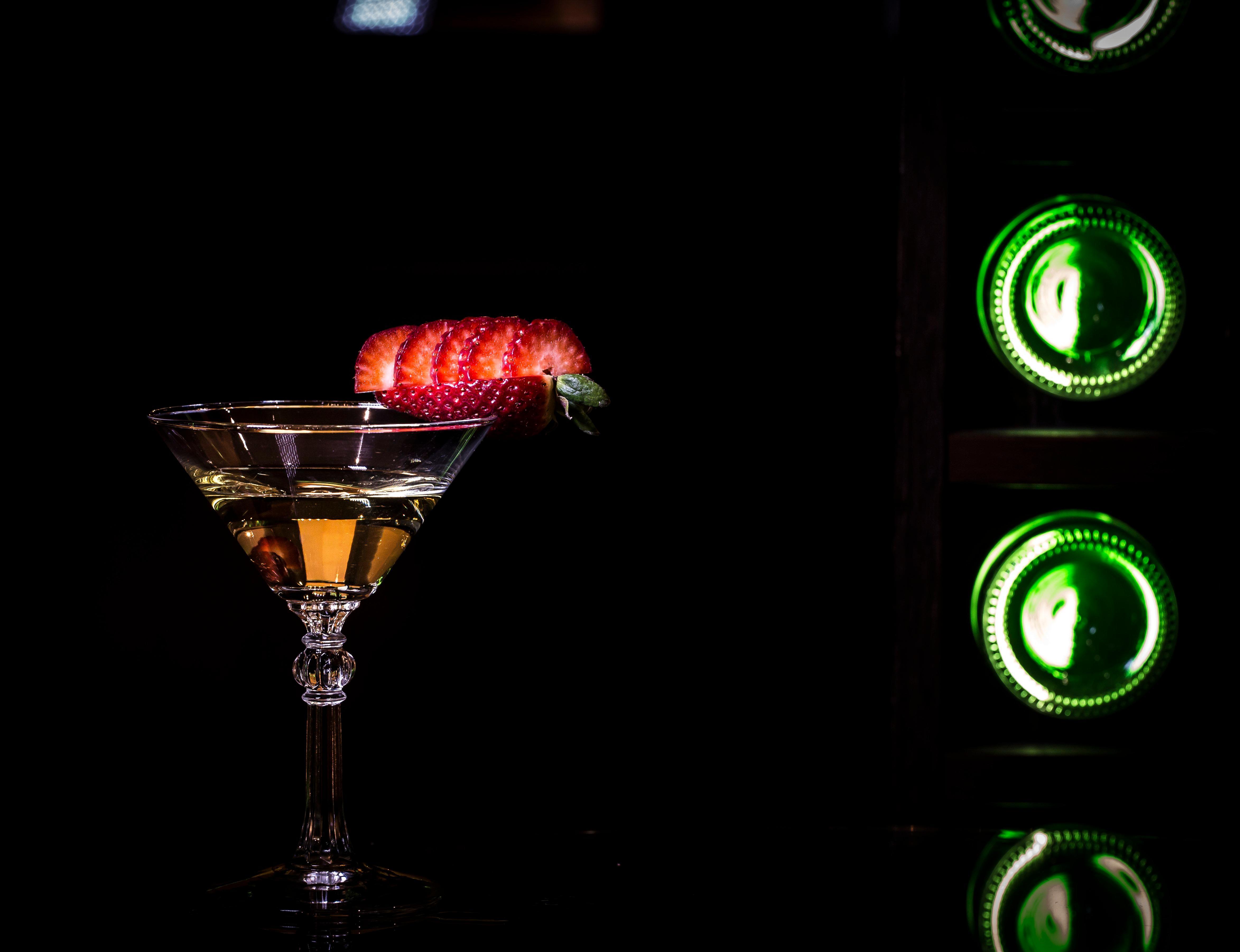 Intercontinental Bordeaux Le Grand Hotel By Ihg Exteriér fotografie A strawberry martini