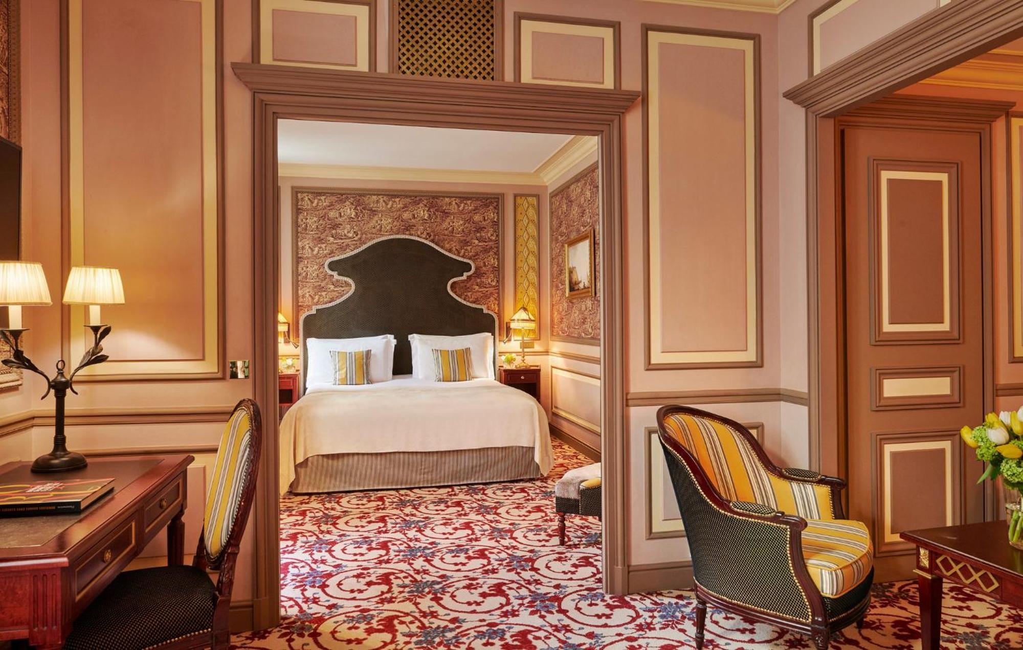 Intercontinental Bordeaux Le Grand Hotel By Ihg Exteriér fotografie Suite at the Mandarin Oriental, Paris